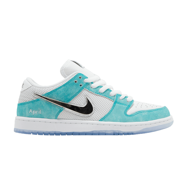 Nike SB Dunk Low April Skateboards - Side Kicks