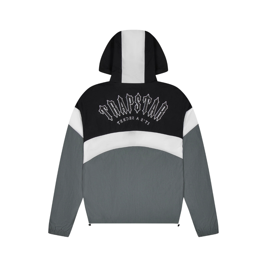 Trapstar Irongate Metal Badge Windbreaker Jacket Black
