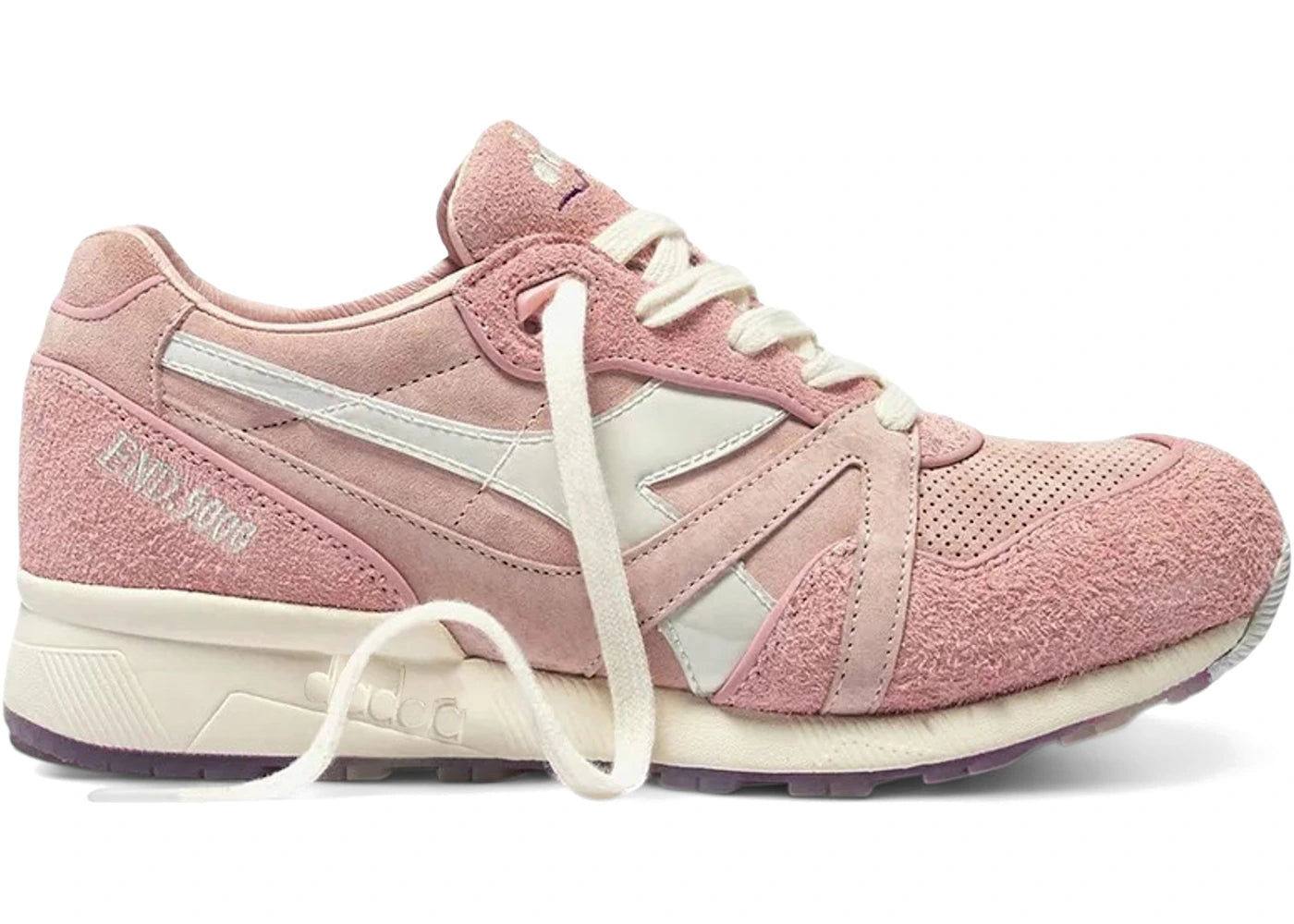 Diadora N9000 END. Strawberries and Cream