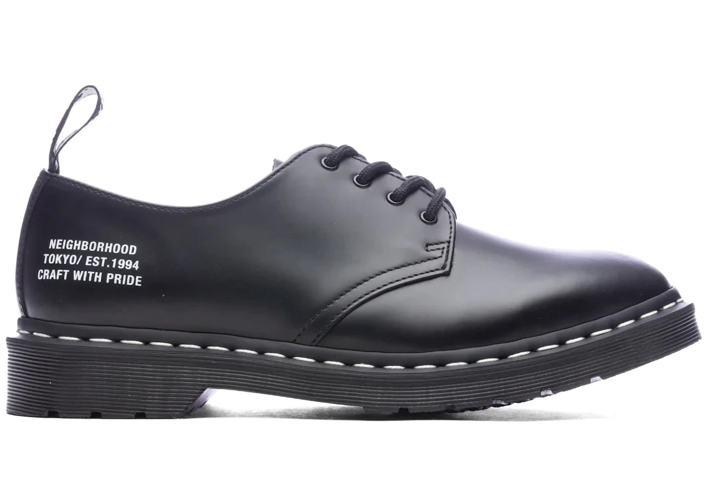 Dr. Martens Smiths NEIGHBORHOOD Black