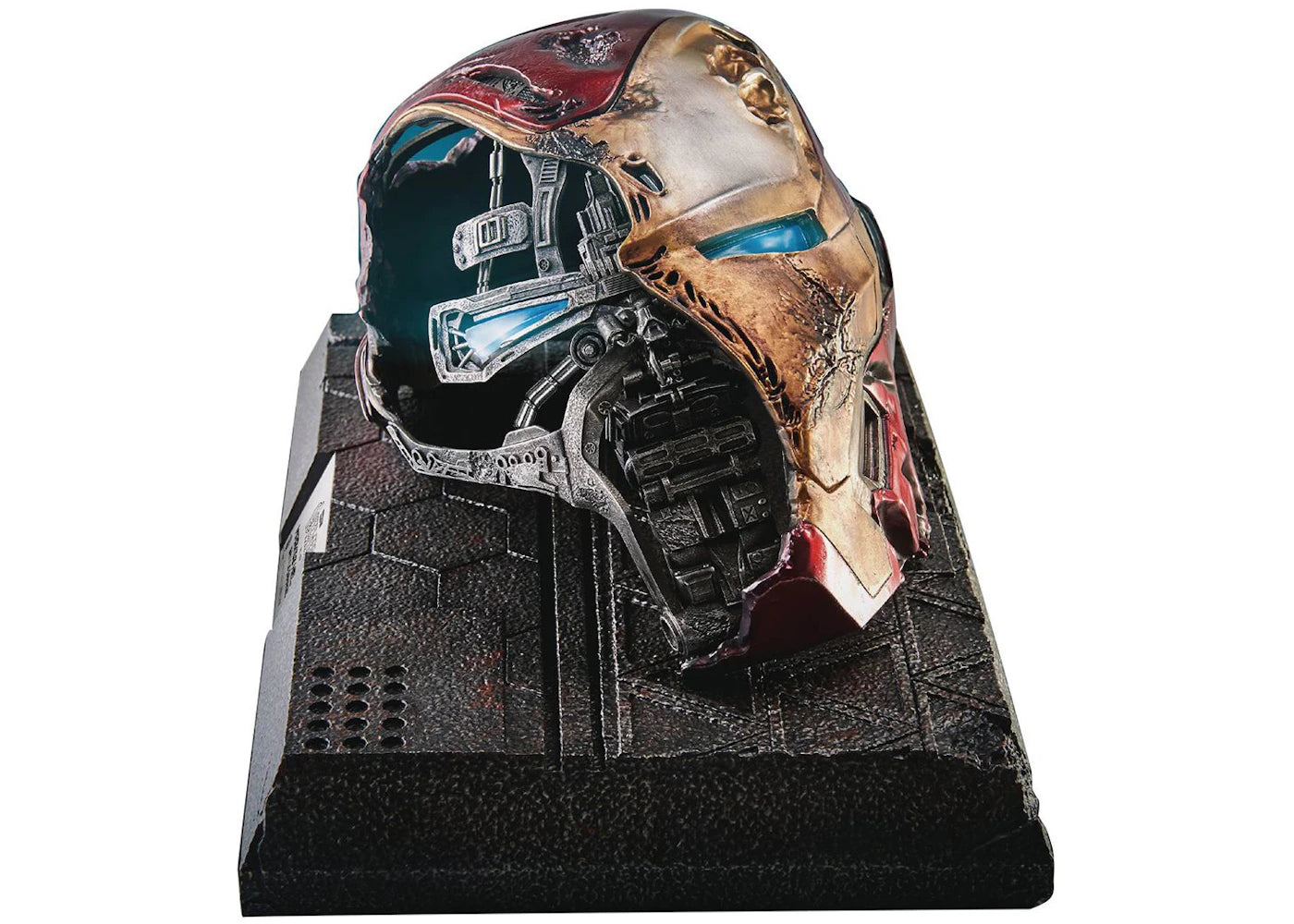 Marvel Avengers Endgame Ironman Mark 50 Helmet Battle Damaged Helmet Statue (Edition of 3000)