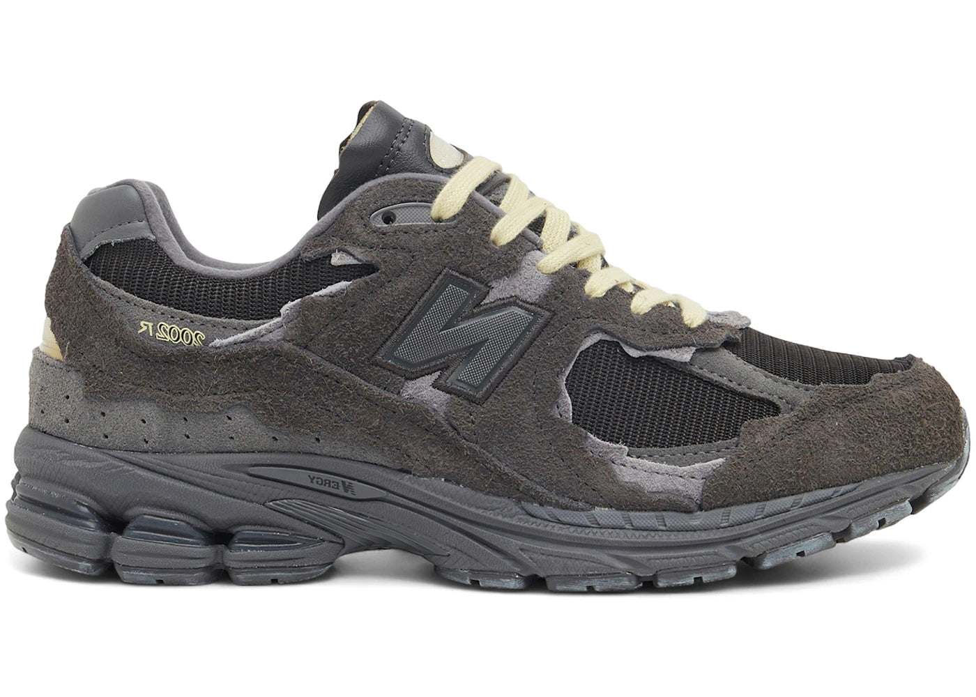 New Balance 2002R Protection Pack Natural Blackened