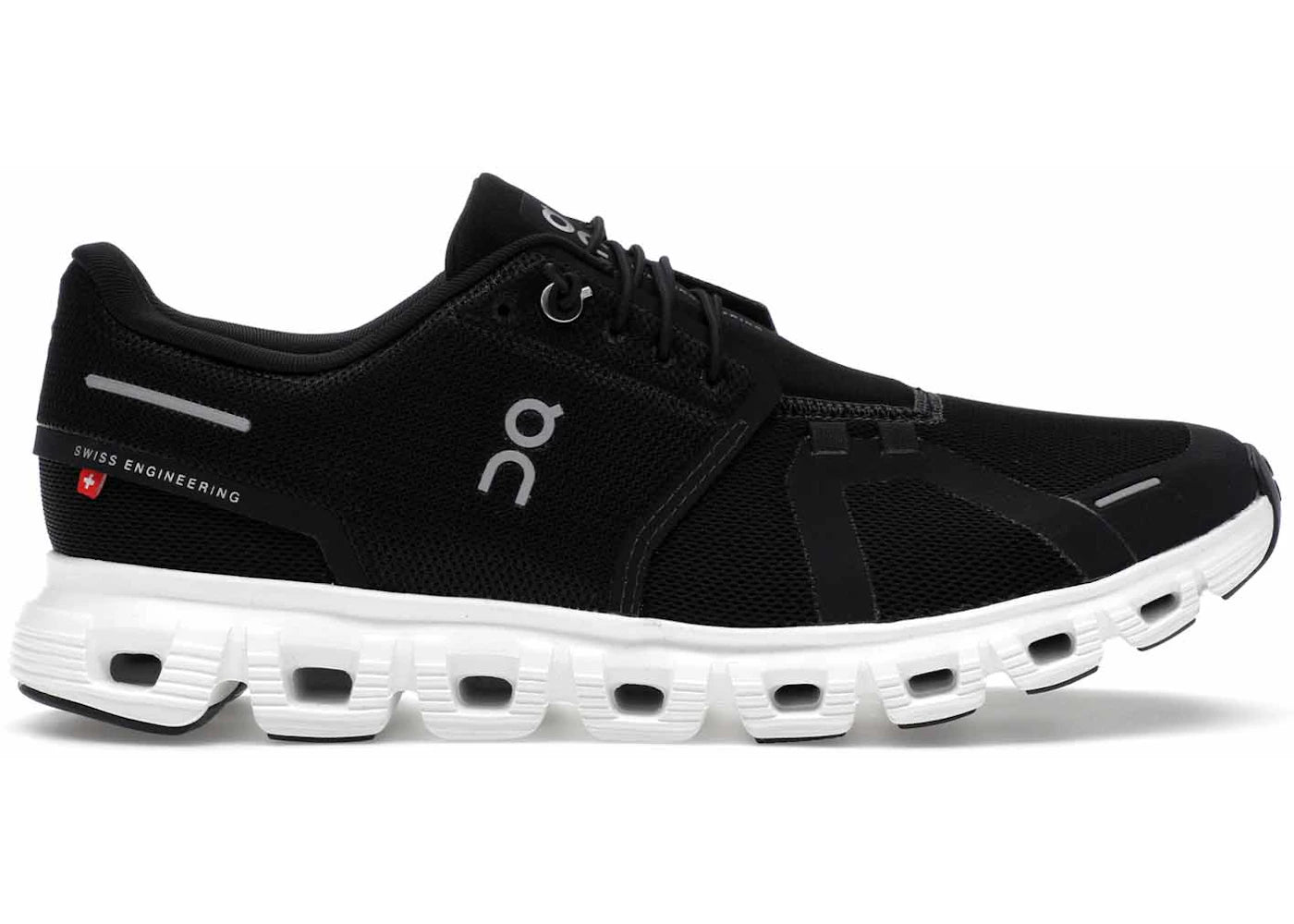 On Running Cloud 6 Black White (Women's)