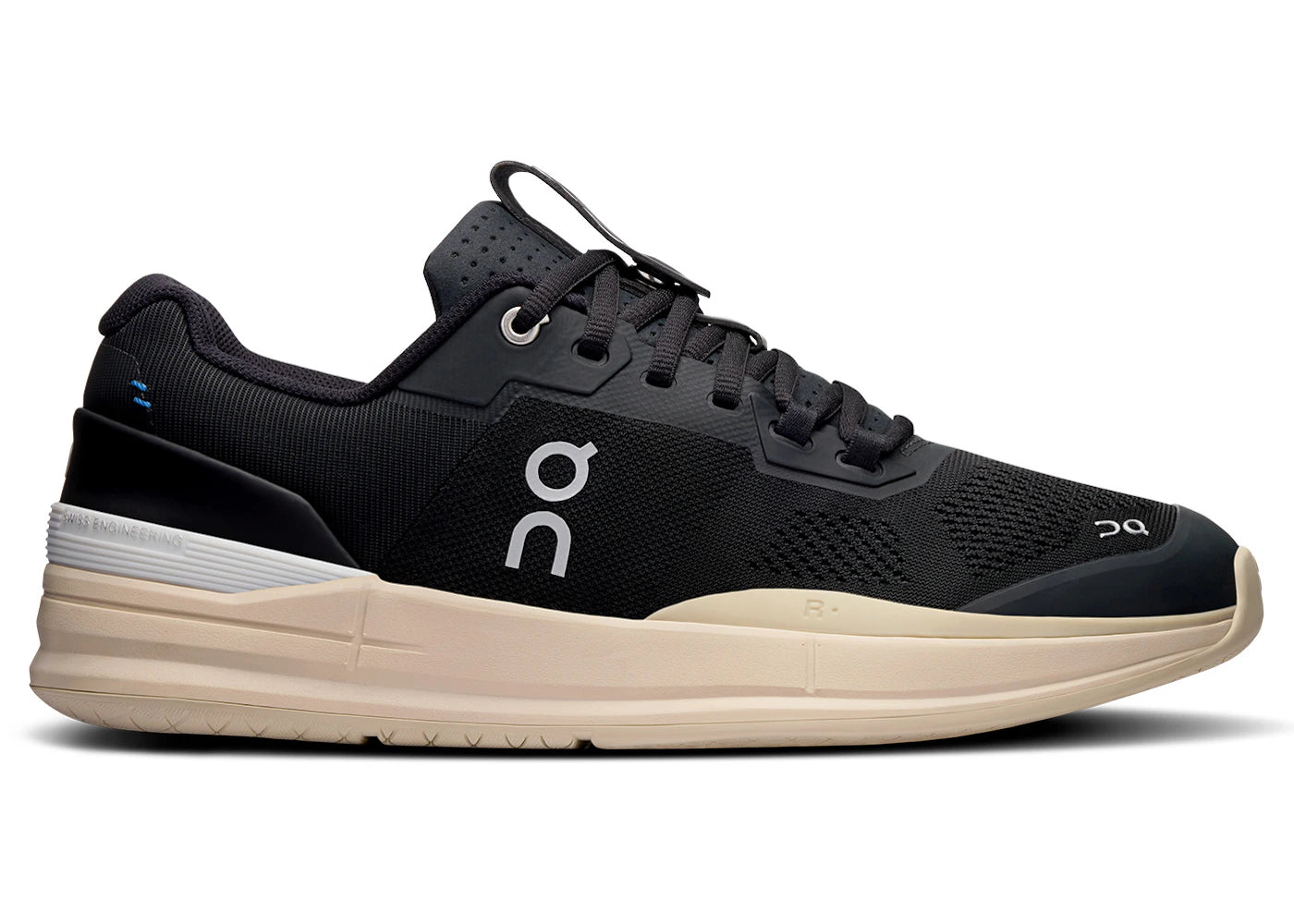 On The Roger Pro Black Sand