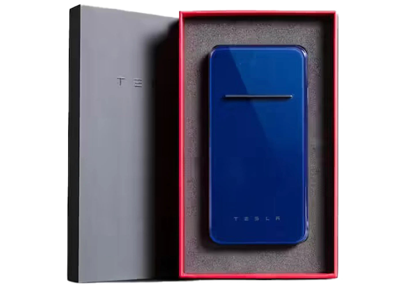 Tesla Wireless Portable Charger 2 Blue