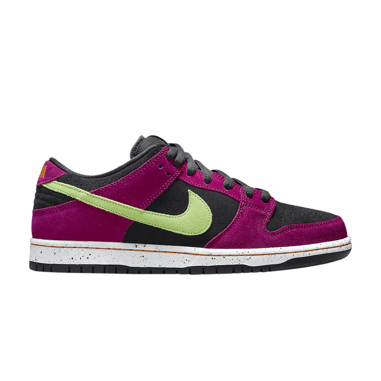 Nike SB Dunk Low Pro ACG Terra Red Plum - Side Kicks